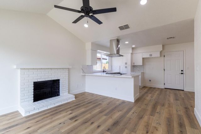 3094 Timmy Avenue, Clovis, CA 93612