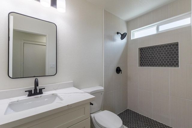 3094 Timmy Avenue, Clovis, CA 93612