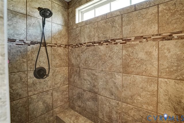 7559 Madison Estates Dr, Mechanicsville, VA 23111