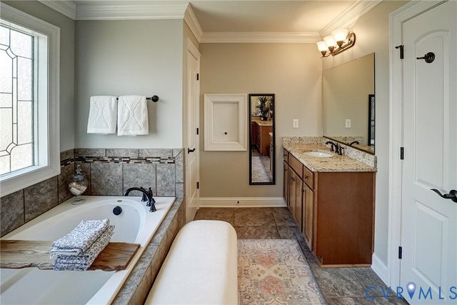 7559 Madison Estates Dr, Mechanicsville, VA 23111