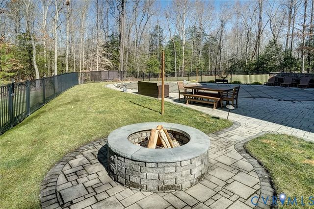 7559 Madison Estates Dr, Mechanicsville, VA 23111