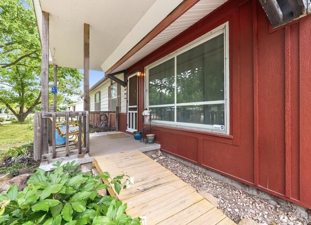 827 W Hazel Ave, Wichita, KS 67217