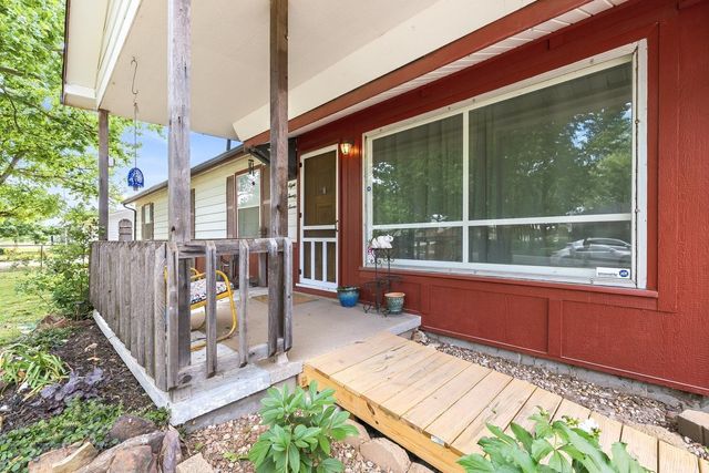 827 W Hazel Ave, Wichita, KS 67217