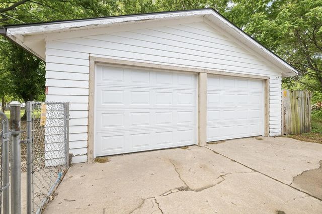 827 W Hazel Ave, Wichita, KS 67217