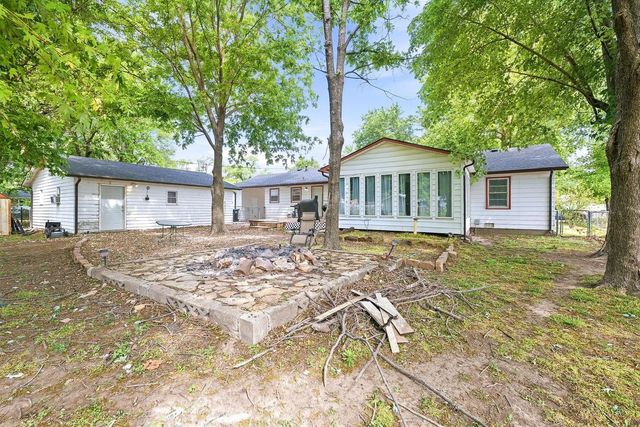 827 W Hazel Ave, Wichita, KS 67217