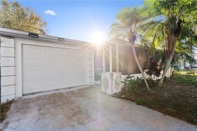 124 Durland AVE, Lehigh Acres, FL 33936