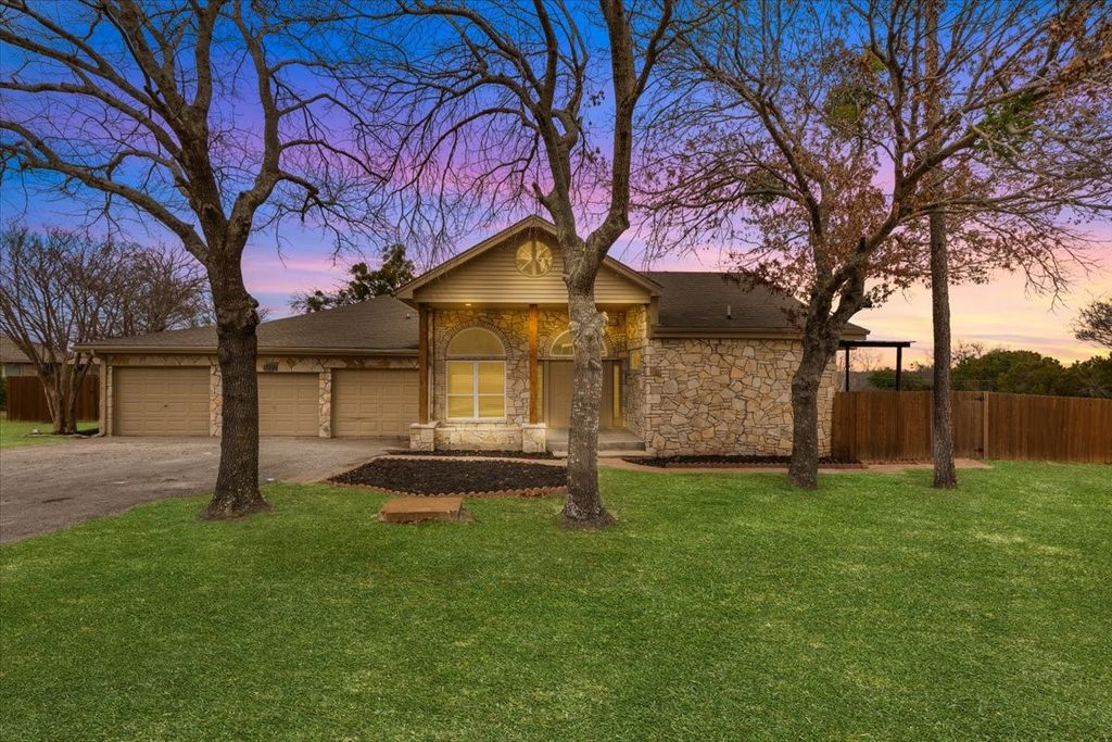 4017 Marana Drive, Granbury, TX 76048