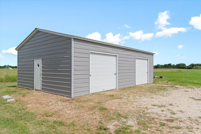 1955 Vz County Road 3808, Wills Point, TX 75169