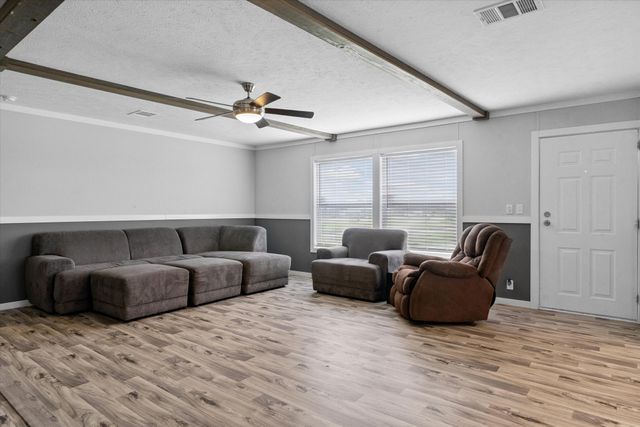 1955 Vz County Road 3808, Wills Point, TX 75169