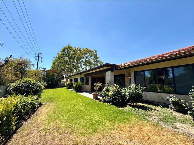 888 Via Maria, Upland, CA 91784