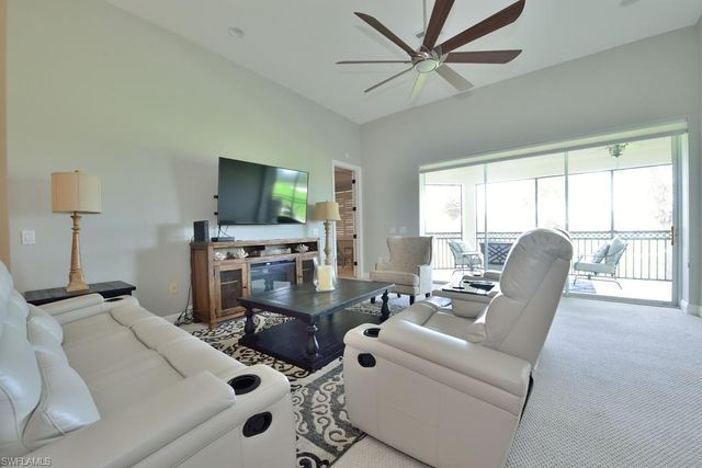 3960 Deer Crossing CT 6-204, Naples, FL 34114