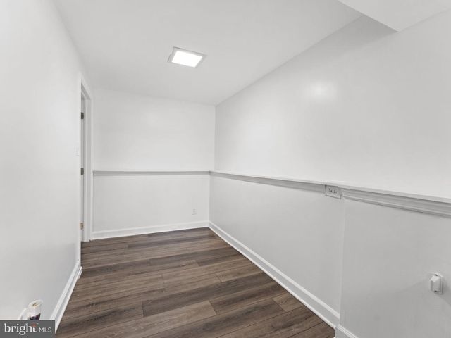 5 TRINITY PL, Barrington, NJ 08007