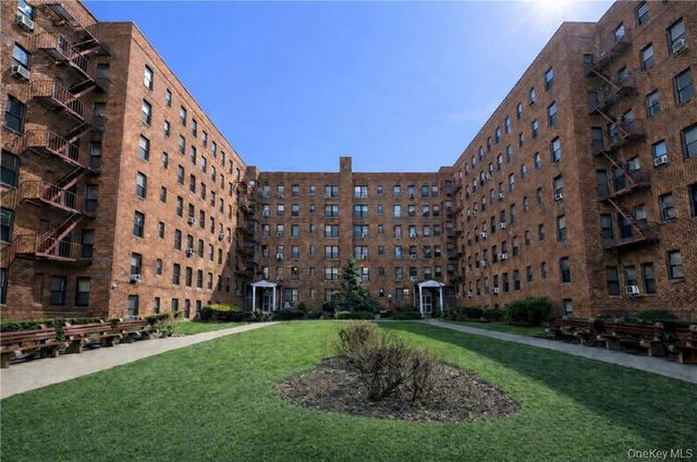 2425 Haring Street 2H, Brooklyn, NY 11235