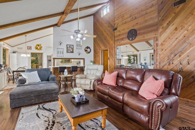 90 County Road 2740, Pittsburg, TX 75686
