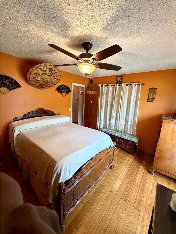 Image 22 of property listing at 5832 ELON DRIVE, Orlando, FL 32808
