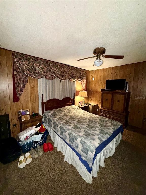 Image 26 of property listing at 5832 ELON DRIVE, Orlando, FL 32808