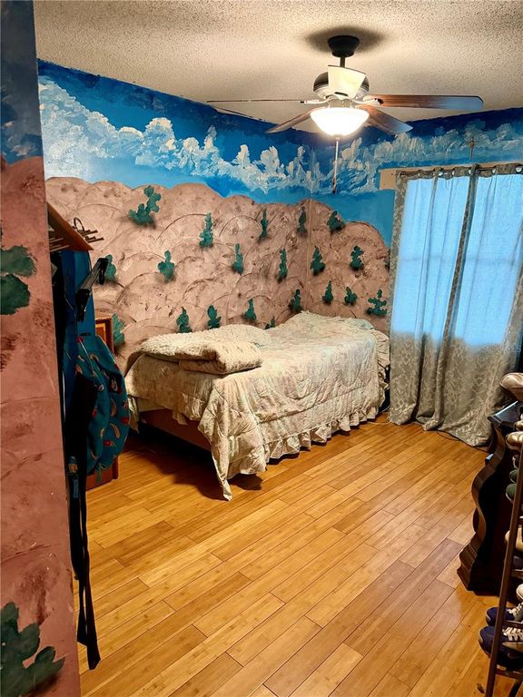 Image 31 of property listing at 5832 ELON DRIVE, Orlando, FL 32808