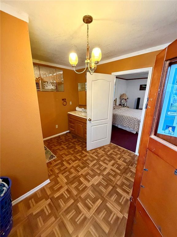 Image 42 of property listing at 5832 ELON DRIVE, Orlando, FL 32808