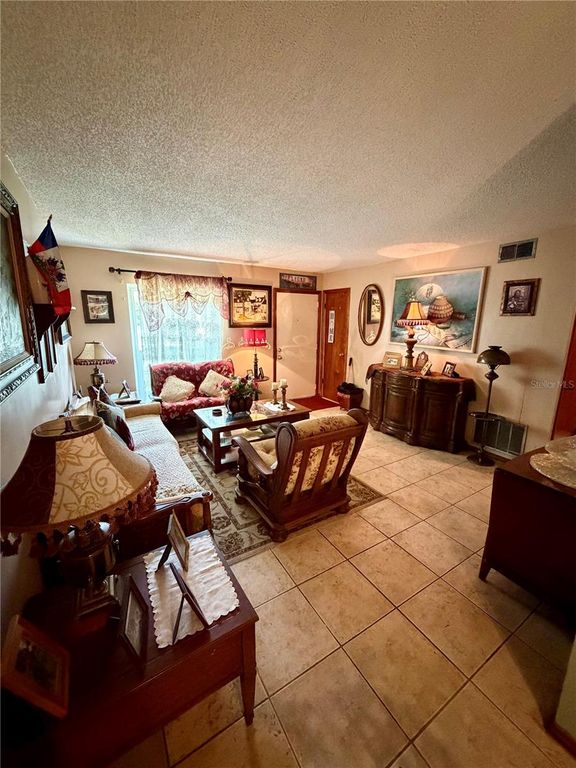 Image 47 of property listing at 5832 ELON DRIVE, Orlando, FL 32808
