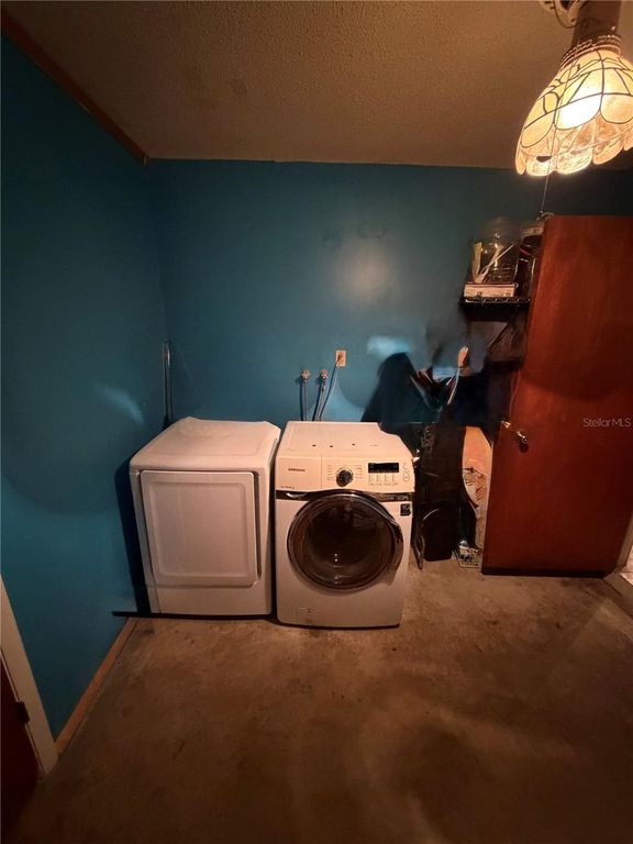 Image 50 of property listing at 5832 ELON DRIVE, Orlando, FL 32808