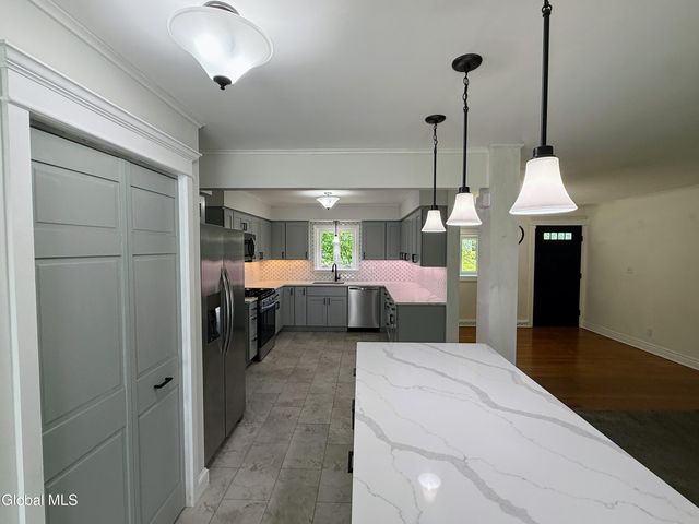 132 Birch Lane, Glenville, NY 12302
