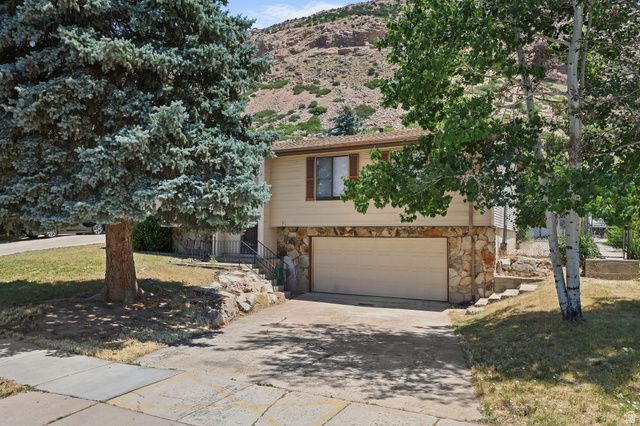 1024 N 1025 E, Ogden, UT 84404