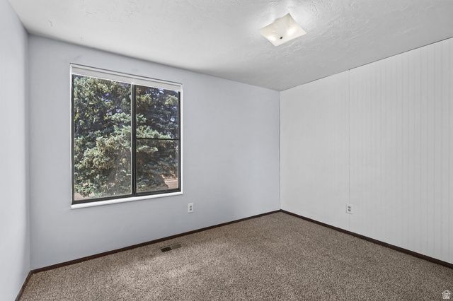 1024 N 1025 E, Ogden, UT 84404
