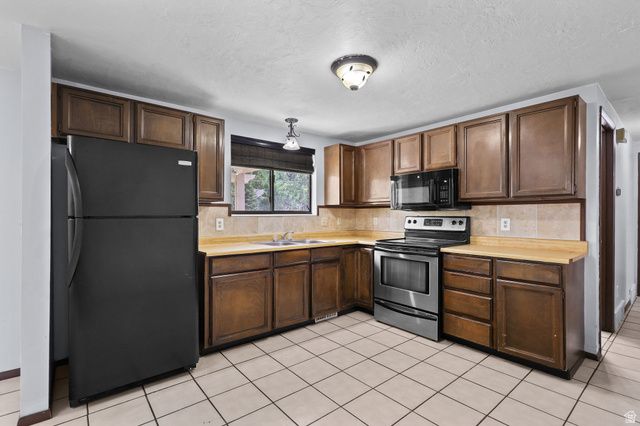 1024 N 1025 E, Ogden, UT 84404