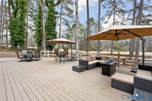 3613 Stoney Ridge Rd, Midlothian, VA 23112