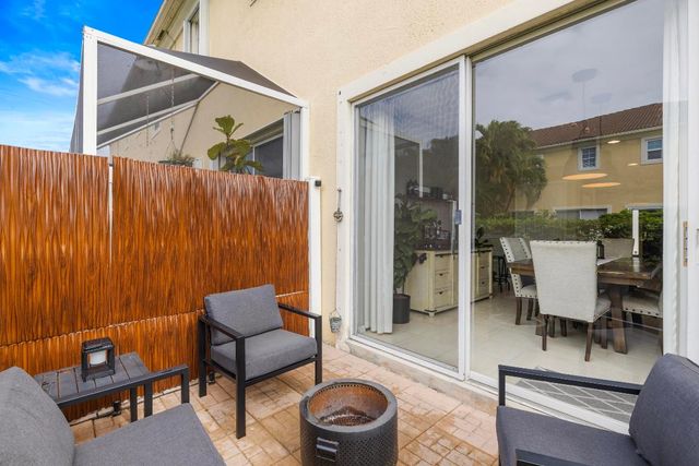 512 Marbella Circle, North Palm Beach, FL 33408