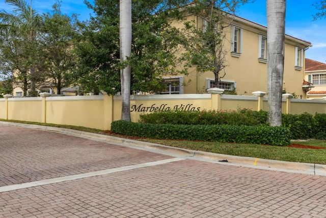 512 Marbella Circle, North Palm Beach, FL 33408