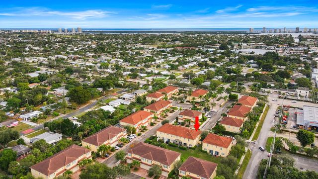 512 Marbella Circle, North Palm Beach, FL 33408