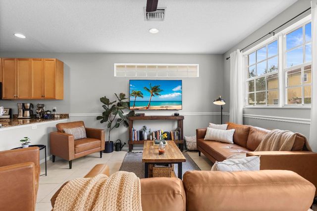 512 Marbella Circle, North Palm Beach, FL 33408