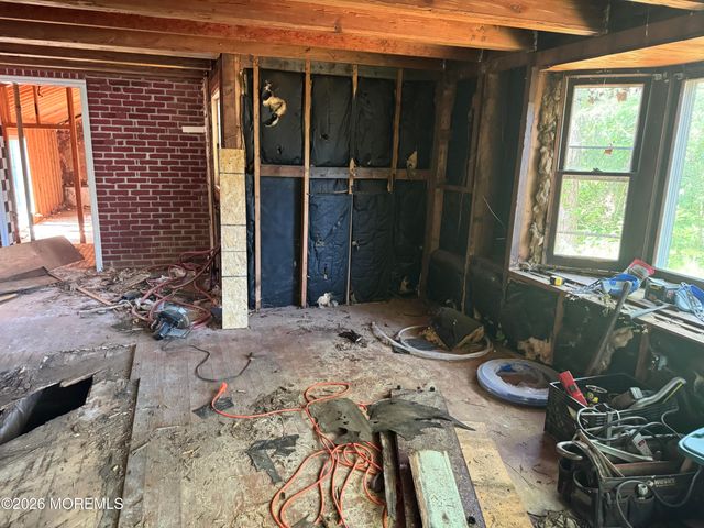 48 Bay Parkway, Waretown, NJ 08758