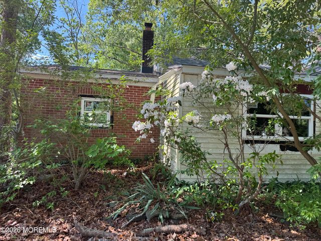 48 Bay Parkway, Waretown, NJ 08758