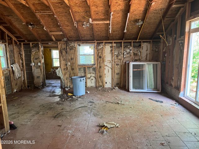 48 Bay Parkway, Waretown, NJ 08758