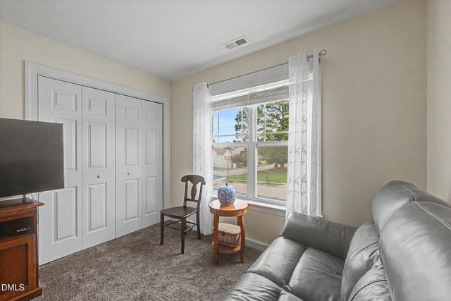 18 Hocutt Farm Drive, Clayton, NC 27527