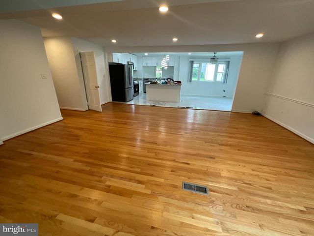 10708 MEADOWHILL RD, Silver Spring, MD 20901