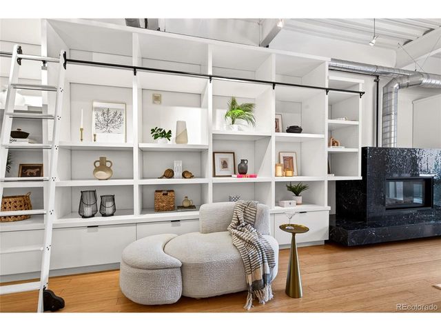 1360 Walnut St 202, Boulder, CO 80302