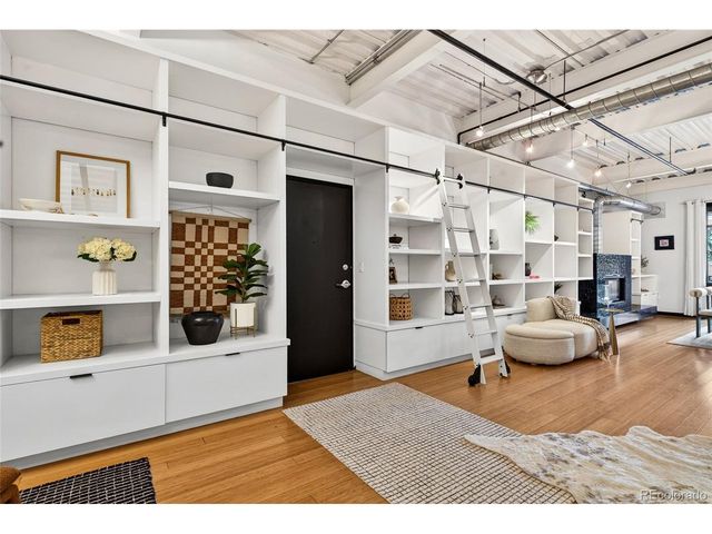 1360 Walnut St 202, Boulder, CO 80302