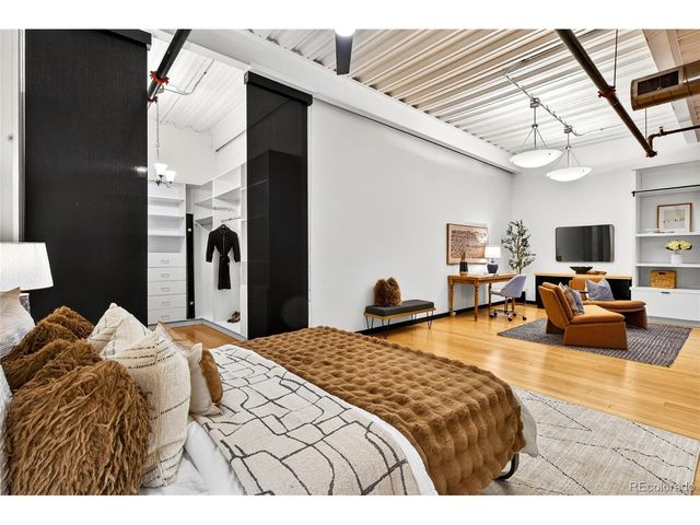 1360 Walnut St 202, Boulder, CO 80302