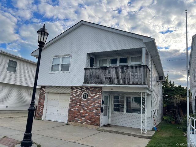 137 Pacific Boulevard, Long Beach, NY 11561