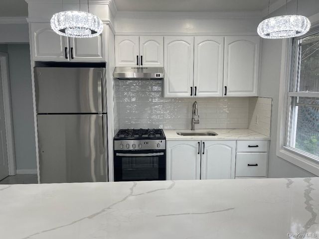 137 Pacific Boulevard, Long Beach, NY 11561