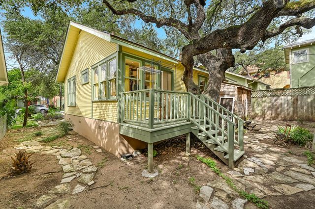 802 W Gibson ST, Austin, TX 78704