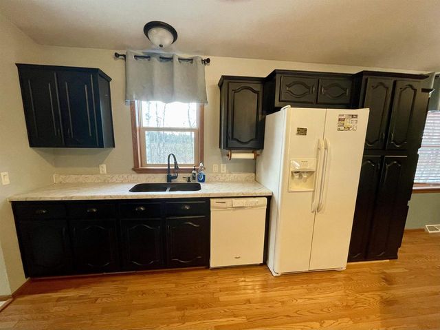 N9699 DEER LAKE LANE, Phillips, WI 54555