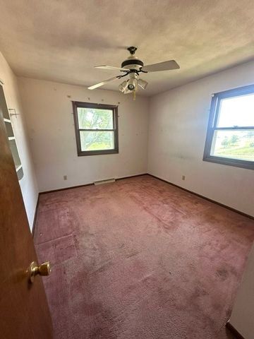 1640 Daleview Drive, Marion, IA 52302