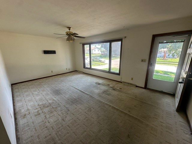 1640 Daleview Drive, Marion, IA 52302