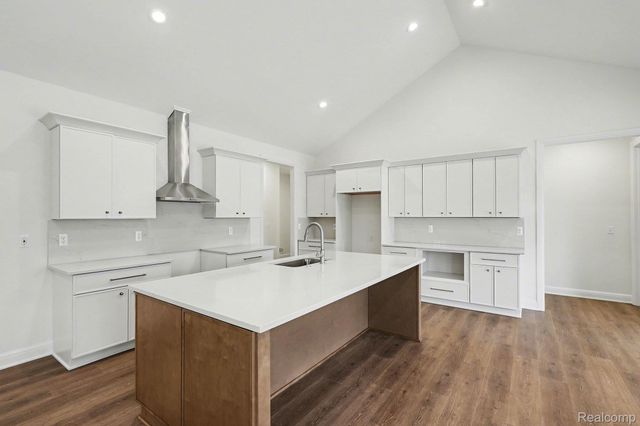 55420 Jewell Road, Shelby Charter Township, MI 48315