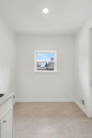 55420 Jewell Road, Shelby Charter Township, MI 48315