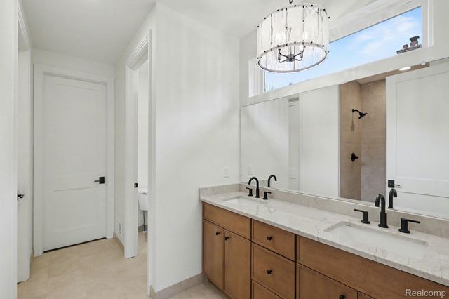 55420 Jewell Road, Shelby Charter Township, MI 48315